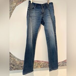 AC Arturo Calle 802 silueta tiro regular jeans 34
